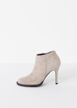 Load image into Gallery viewer, Camoscio Zip Heel